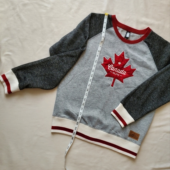 Canada Halifax Initial Attraction Sweatshirt Fuzzy & Cozy Raglan Heathered - Picture 4 of 14